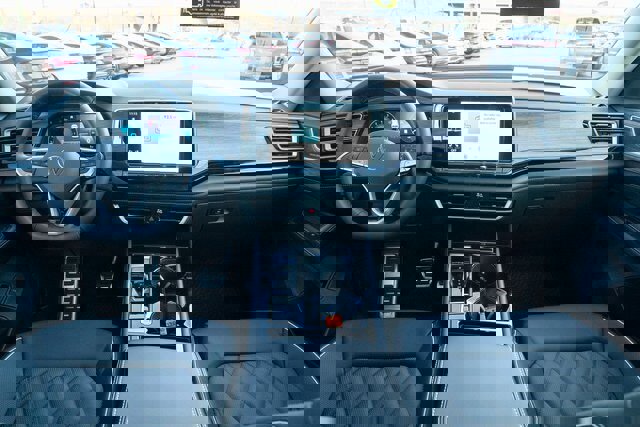 New 2026 Volkswagen Atlas SEL Premium R-Line image 30