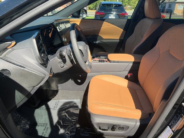 Certified 2023 Lexus RX 350 Premium w/ Cold Area Package AWD/4WD image 25