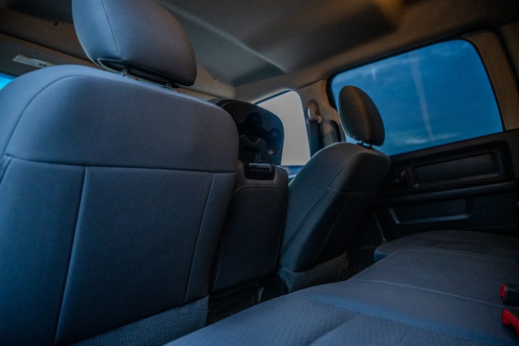 Used 2017 RAM 1500 Express w/ Express Value Package RWD image 29