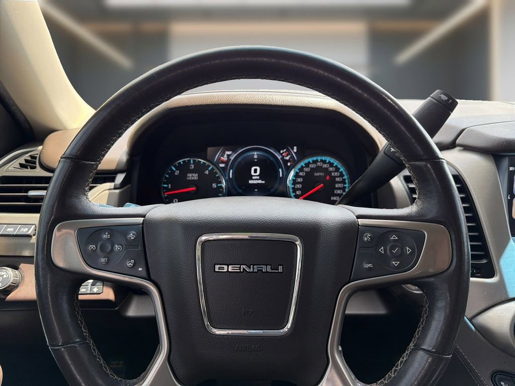 Used 2019 GMC Yukon Denali w/ Denali Ultimate Package RWD image 20