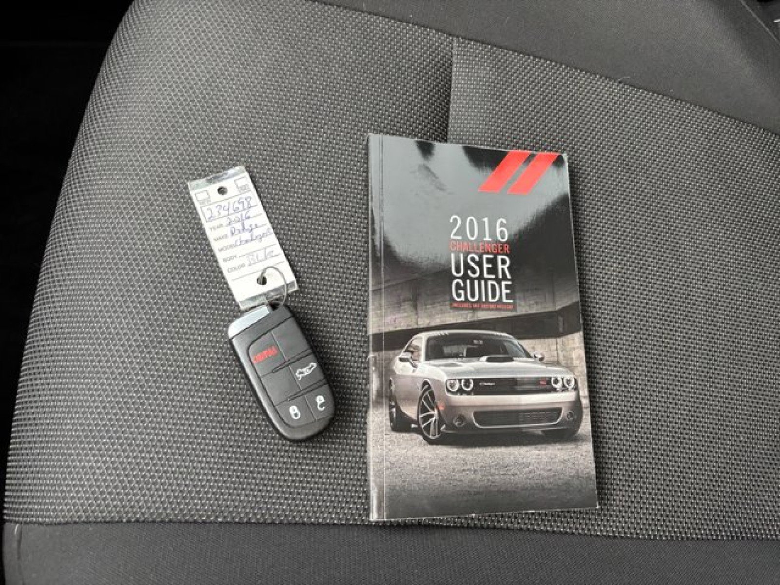 Used 2016 Dodge Challenger R/T image 23