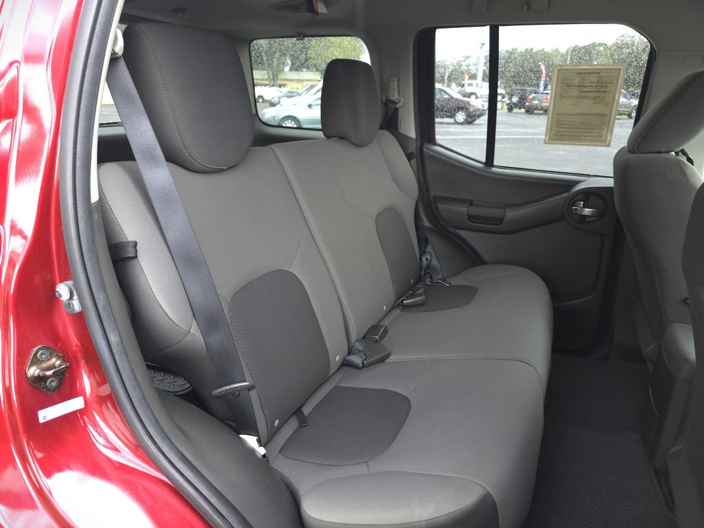 Used 2015 Nissan Xterra S w/ Value Package RWD image 16