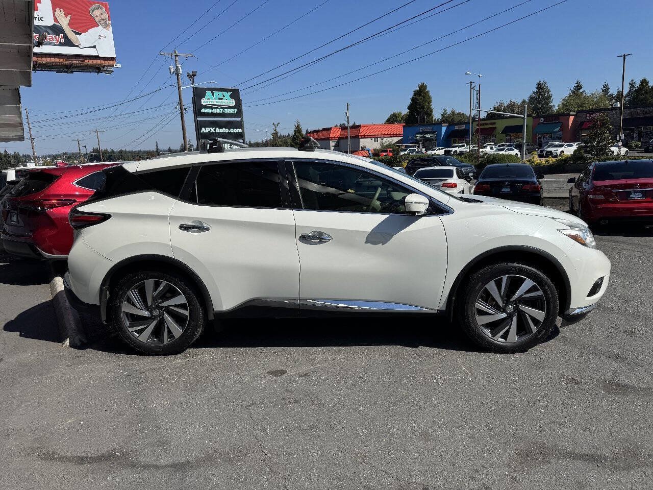 Used 2015 Nissan Murano Platinum w/ Platinum Technology Package AWD/4WD image 10