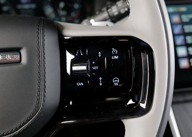 New 2026 Land Rover Range Rover Velar Dynamic SE image 20