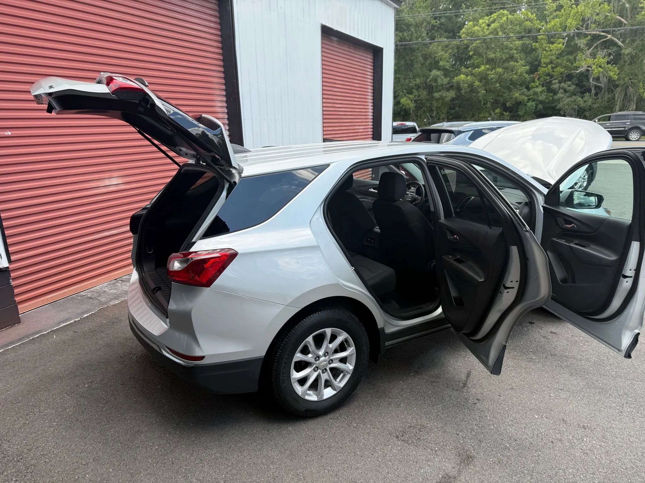 Used 2020 Chevrolet Equinox LT image 34