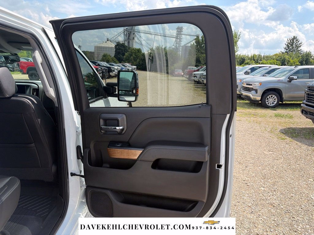Used 2017 Chevrolet Silverado 2500 LTZ w/ Duramax Plus Package AWD/4WD image 24