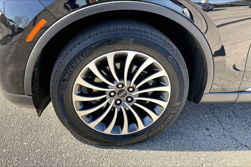 Used 2020 Lincoln Aviator Reserve w/ Elements Package Plus image 12