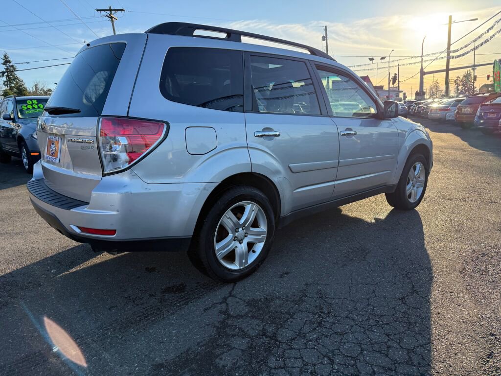 Used 2010 Subaru Forester 2.5X Premium image 5