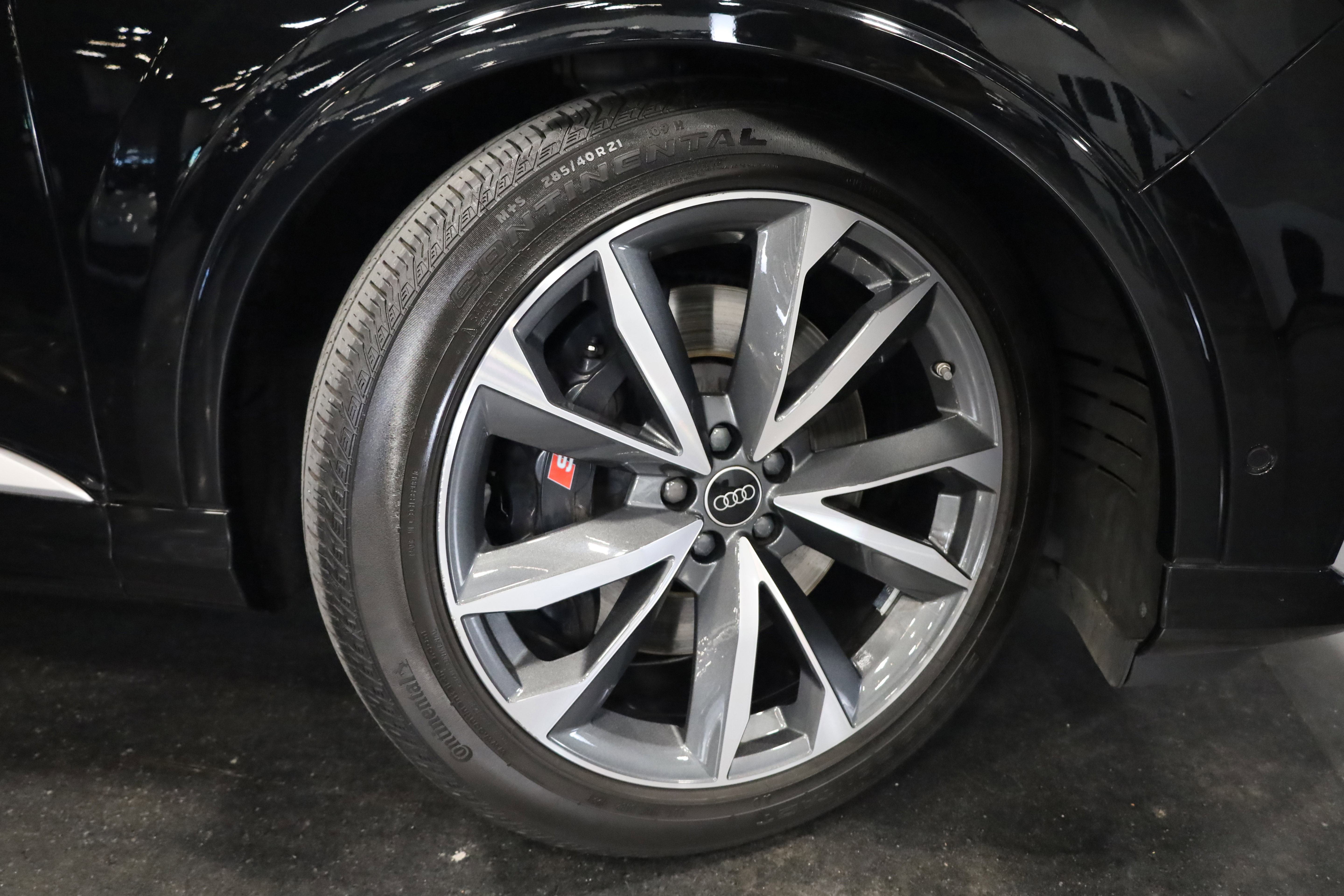 Used 2023 Audi SQ7 Prestige image 10