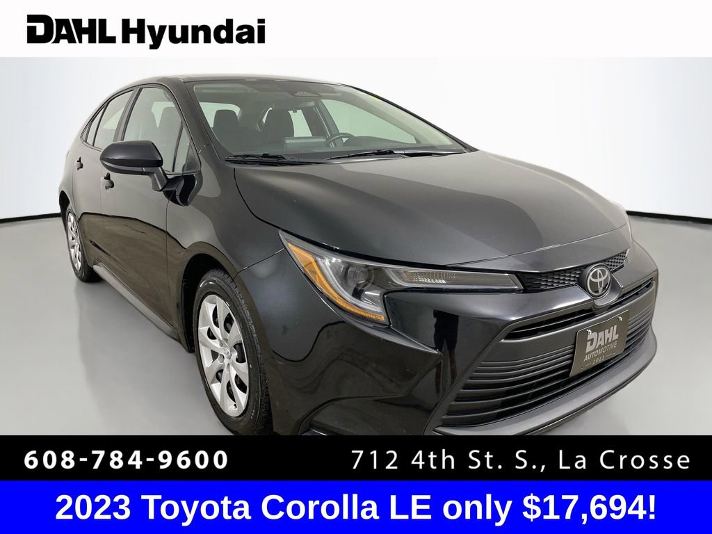 Used 2023 Toyota Corolla LE image 1