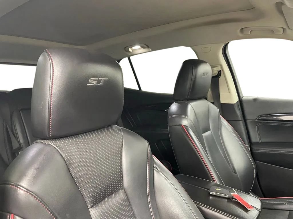 Used 2023 Buick Envision Essence w/ Sport Touring Package AWD/4WD image 25