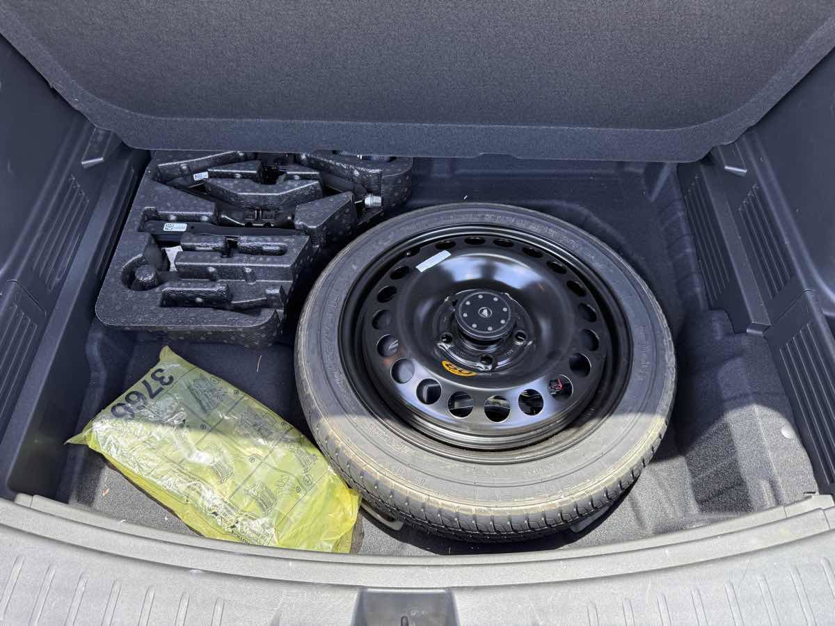 Used 2023 Chevrolet TrailBlazer RS image 49