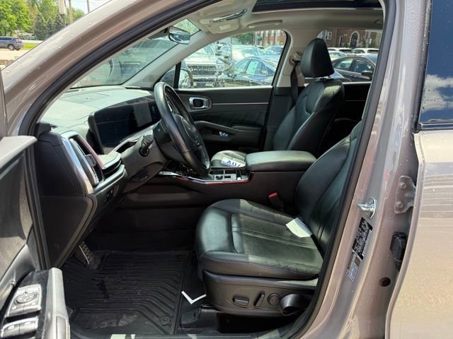 Certified 2024 Kia Sorento SX AWD/4WD image 9