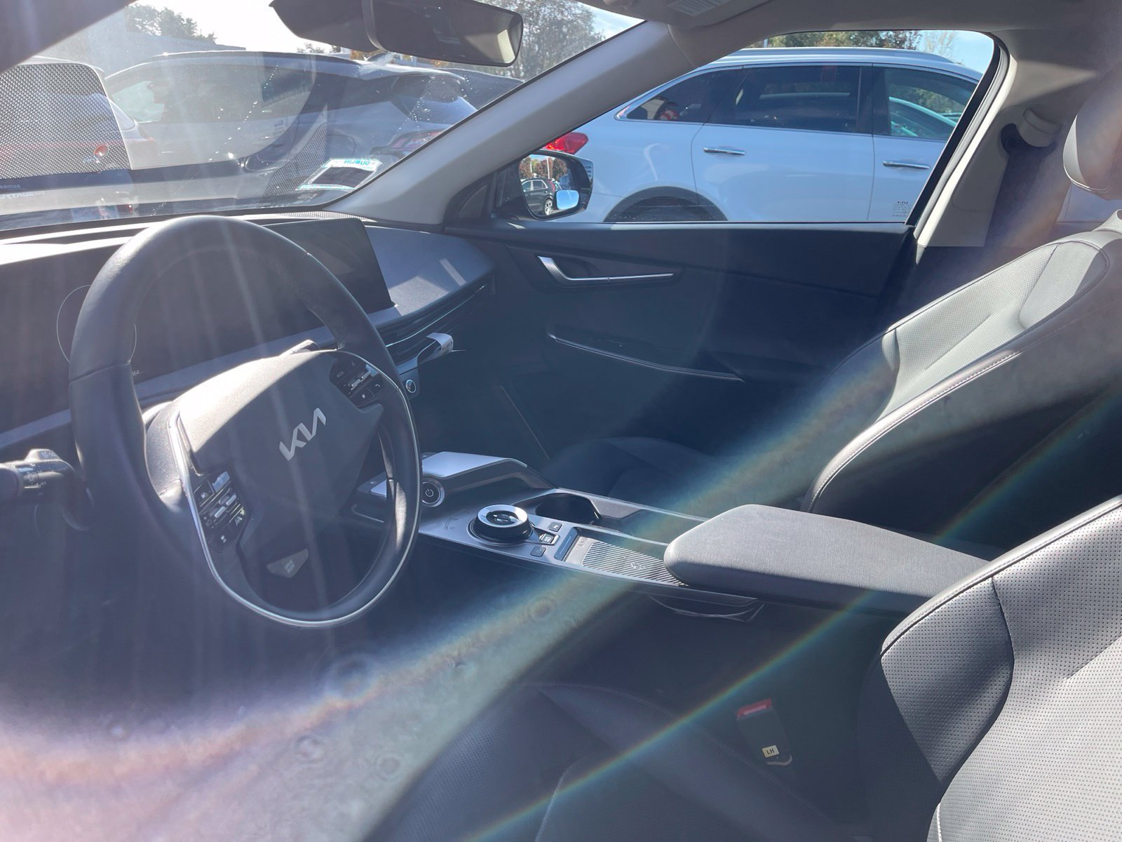 Used 2023 Kia EV6 Wind RWD image 4