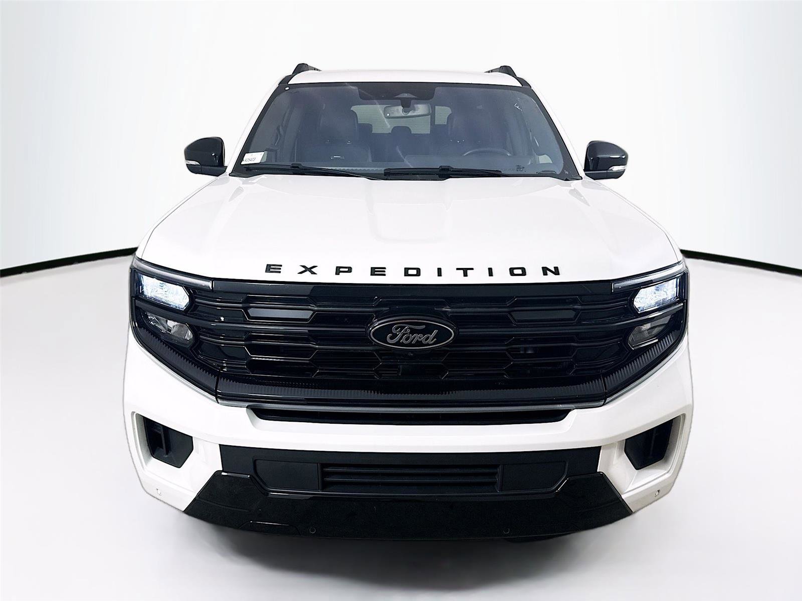 Used 2025 Ford Expedition Max Platinum w/ Stealth Performance Package AWD/4WD image 11