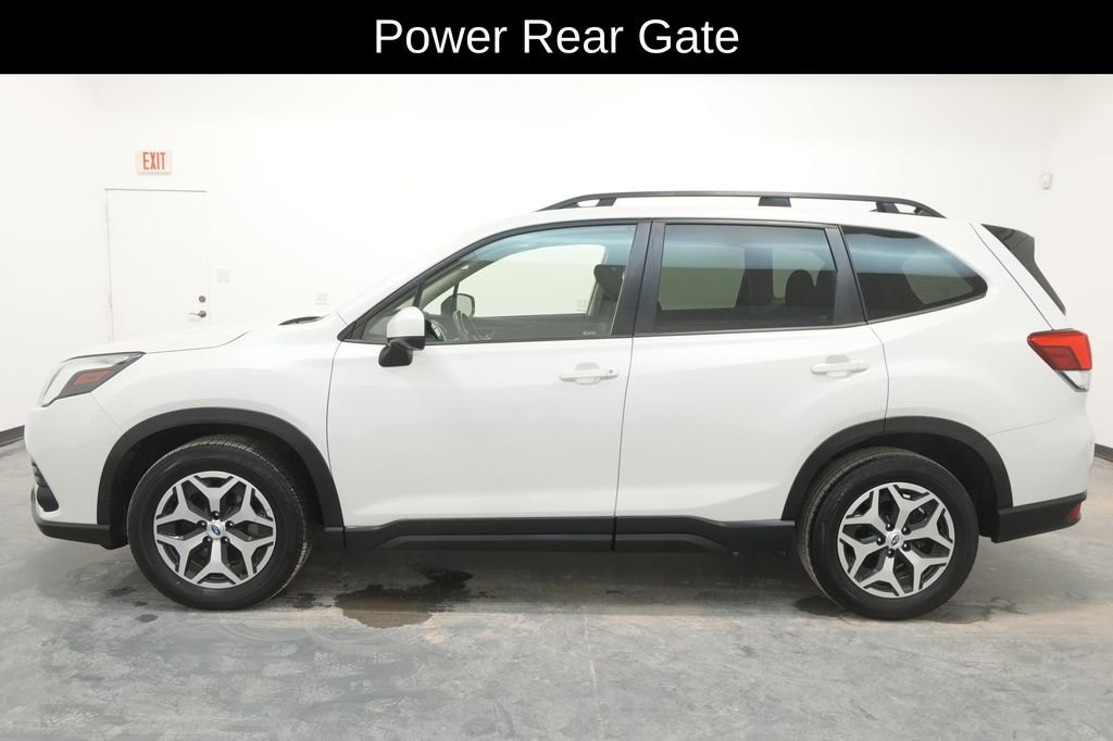Used 2024 Subaru Forester Premium image 4