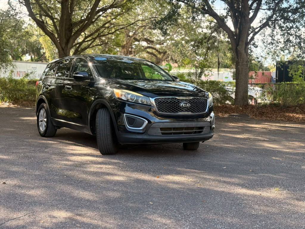 Used 2016 Kia Sorento L FWD image 3