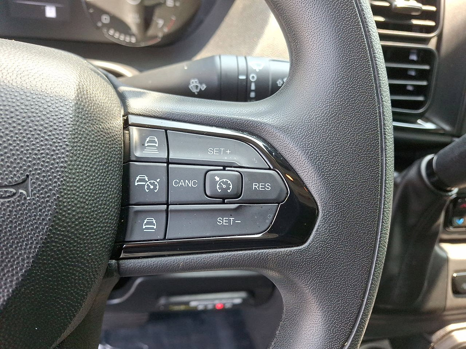 Used 2024 RAM ProMaster 2500 w/ Convenience Group image 18