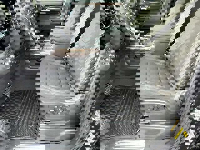 New 2026 GMC Sierra 1500 Elevation image 12