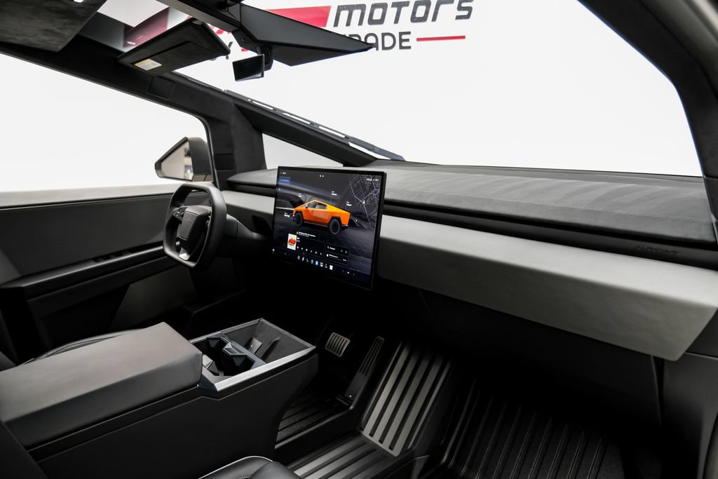 Used 2024 Tesla Cybertruck Cyberbeast AWD/4WD image 15