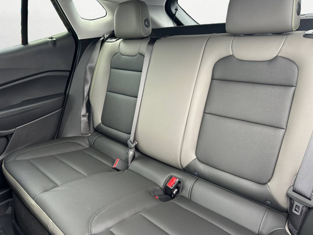 New 2026 Chevrolet Trax ACTIV w/ Driver Confidence Package FWD image 9