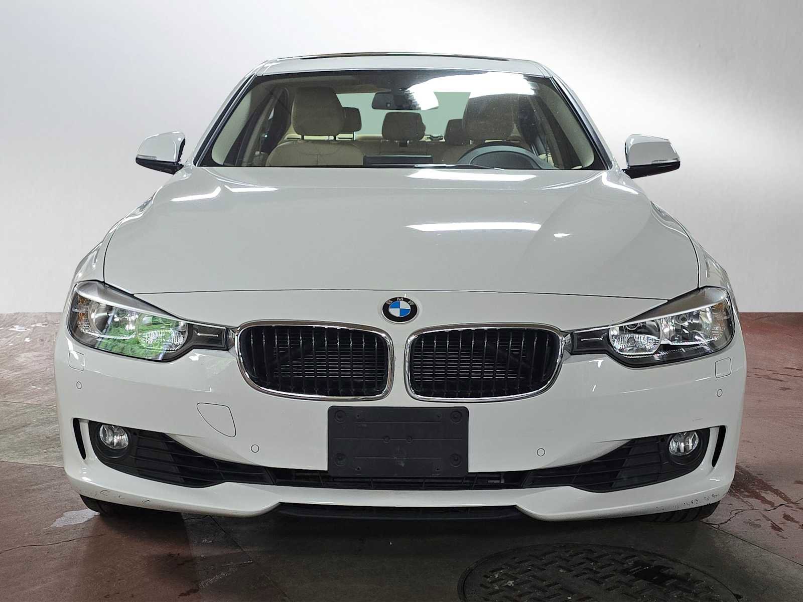 Used 2015 BMW 328i xDrive Sedan AWD/4WD image 8