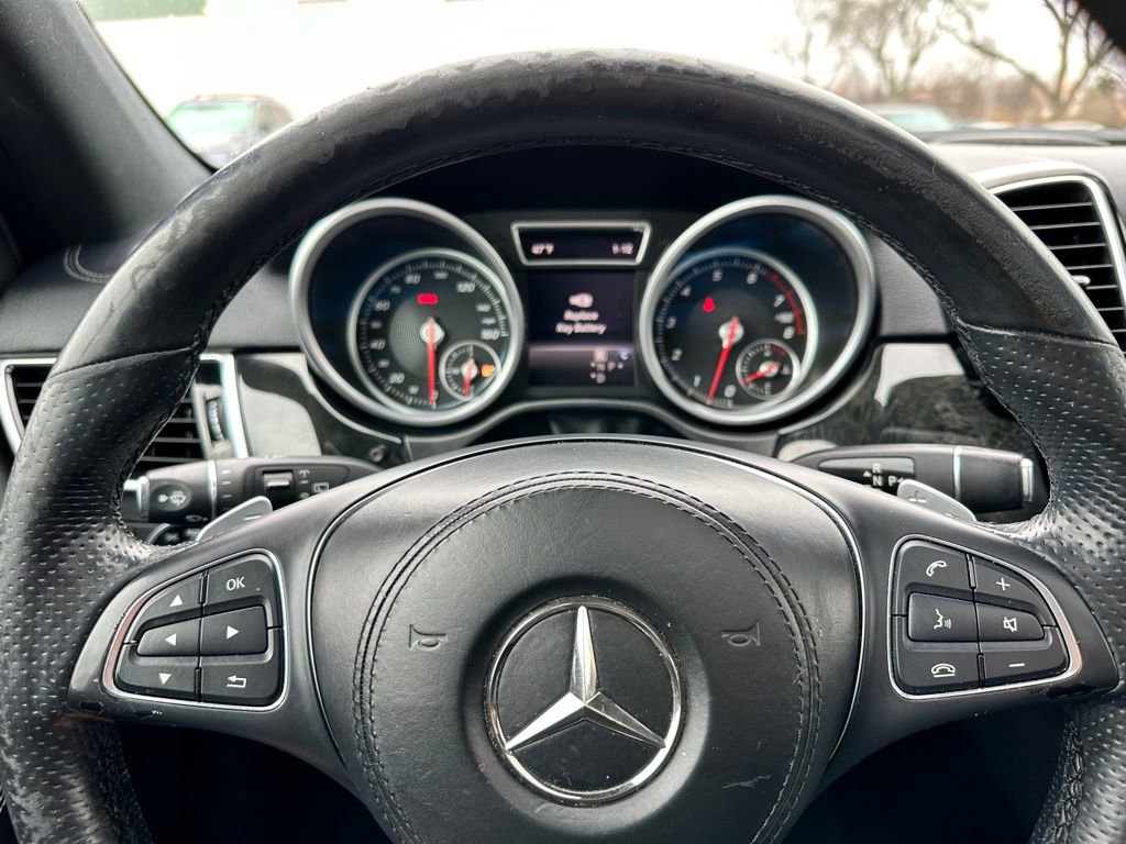 Used 2017 Mercedes-Benz GLS 450 4MATIC image 31