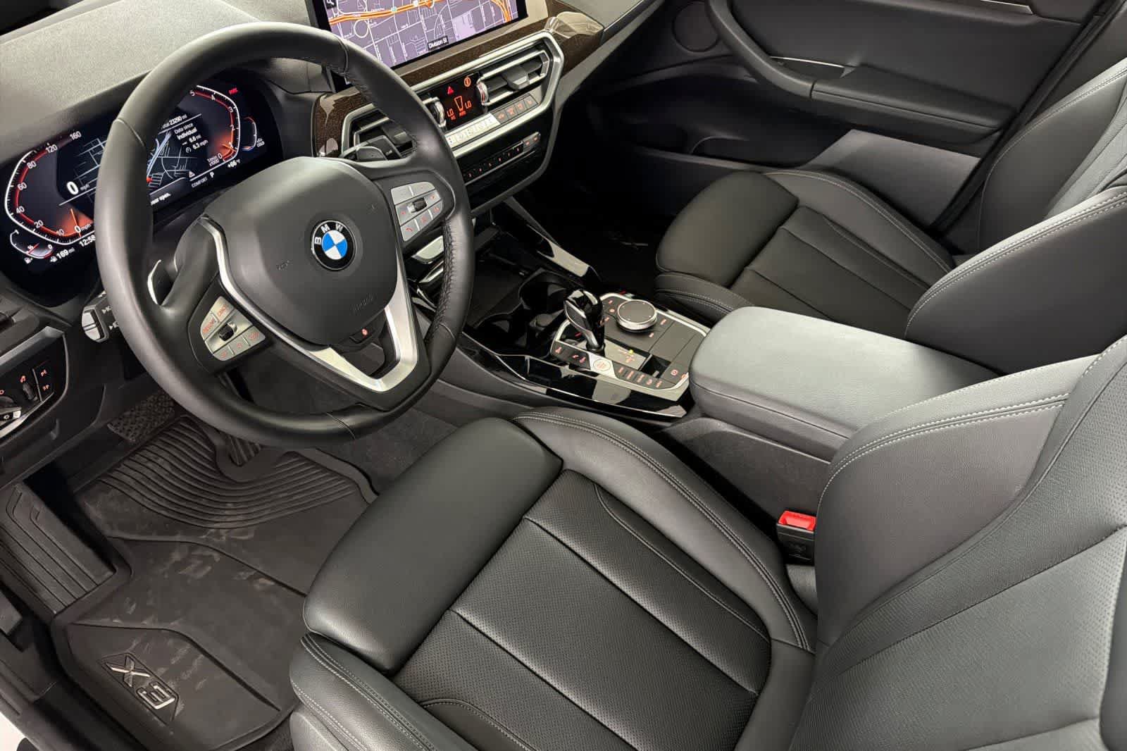 Used 2024 BMW X3 xDrive30i w/ Premium Package AWD/4WD image 11