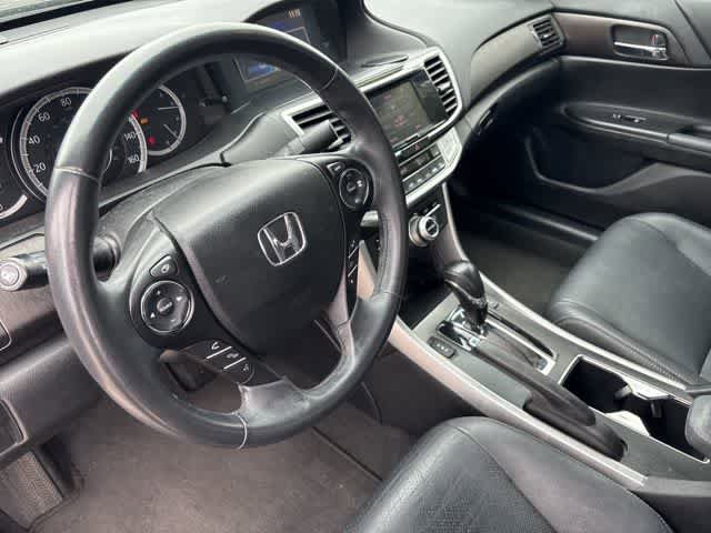 Used 2013 Honda Accord Touring image 10