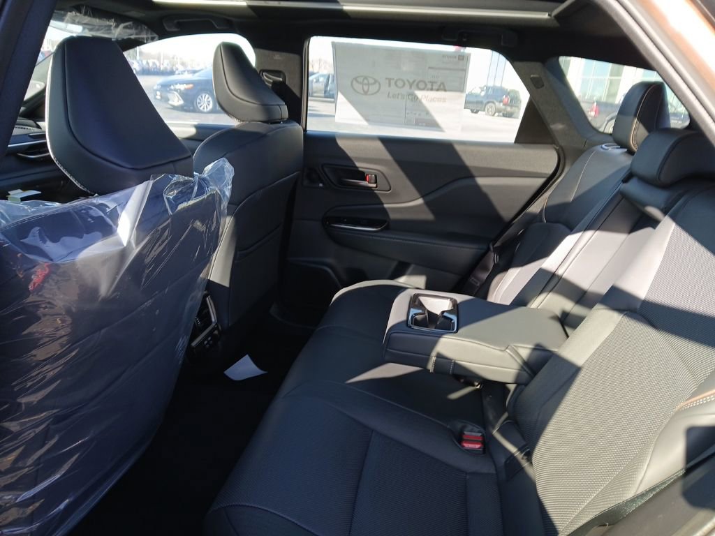 New 2025 Toyota Crown Signia image 10