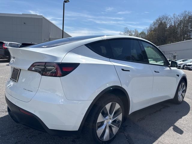 Used 2021 Tesla Model Y Long Range AWD/4WD image 3