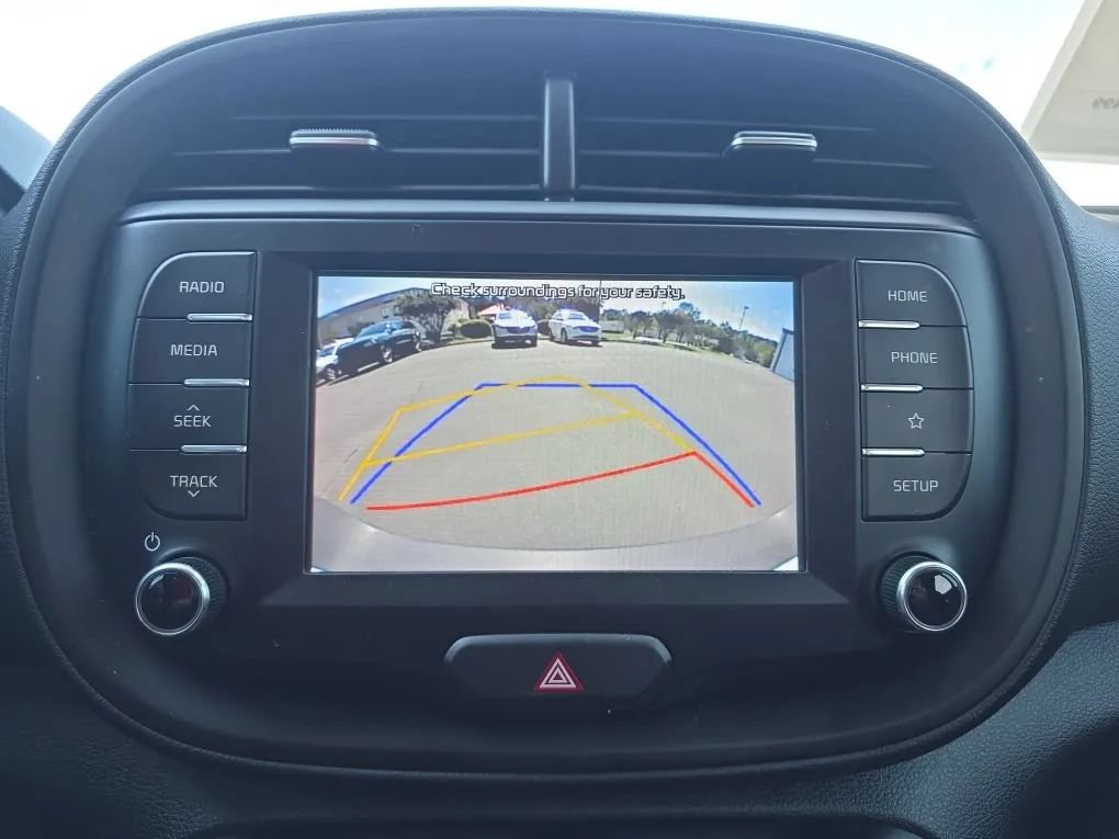 Used 2021 Kia Soul LX FWD image 24
