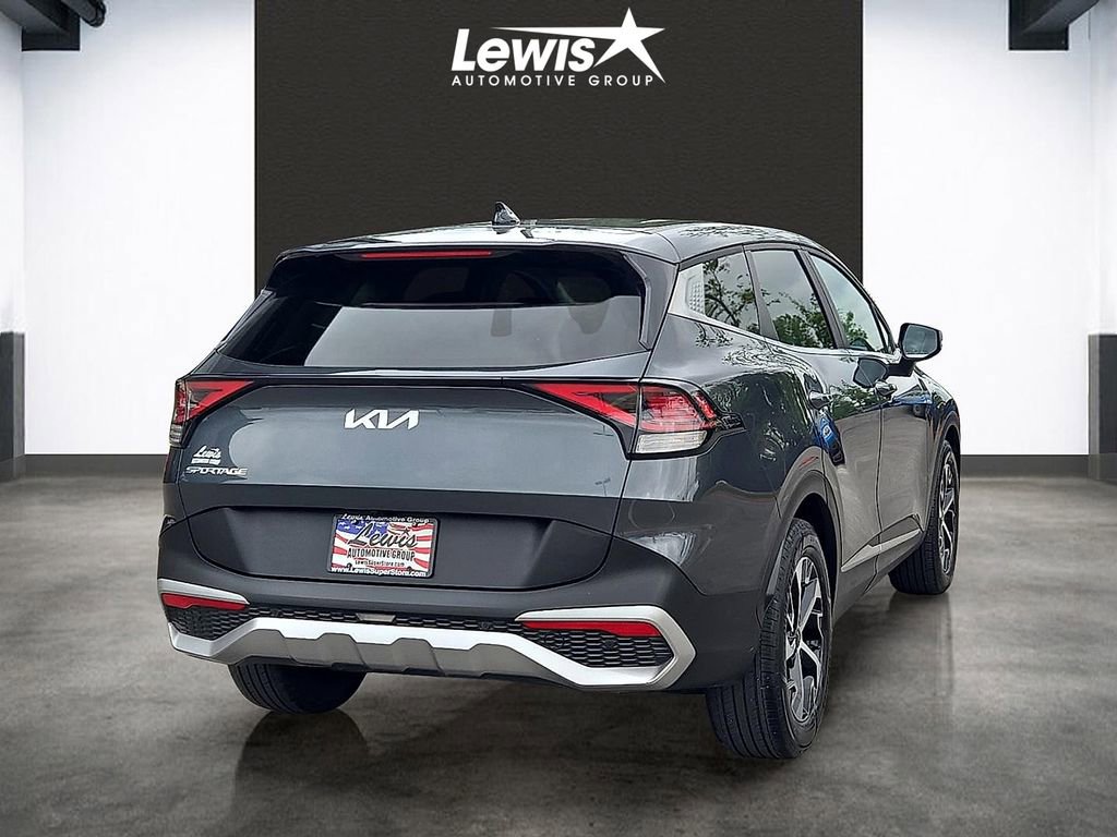 Used 2024 Kia Sportage EX FWD image 4
