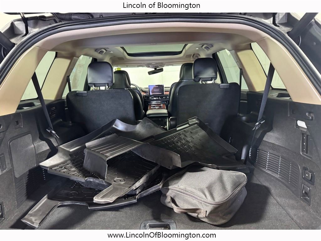 Used 2023 Lincoln Aviator Grand Touring w/ Equipment Group 301A AWD/4WD image 32