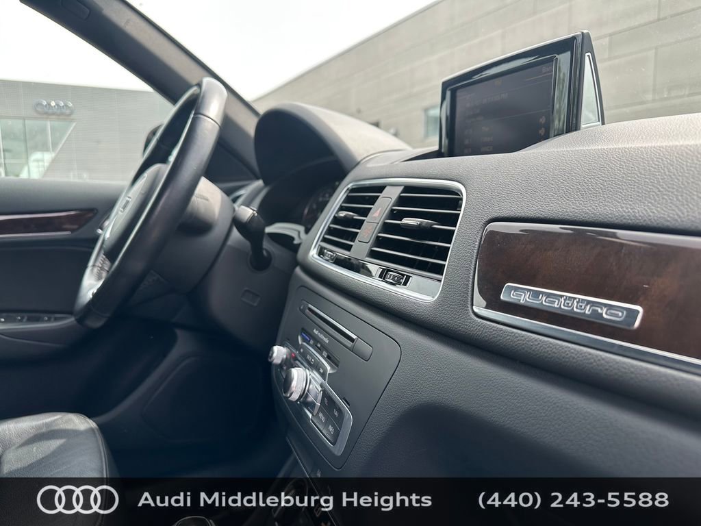 Used 2016 Audi Q3 2.0T Premium Plus w/ Technology Package AWD/4WD image 12