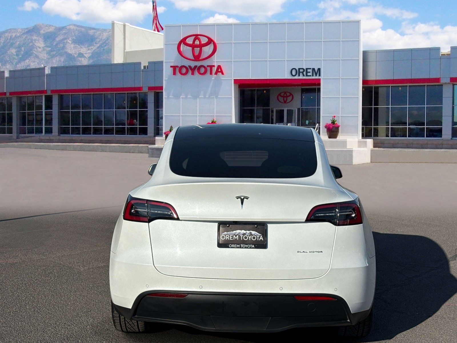 Used 2021 Tesla Model Y Long Range AWD/4WD image 5