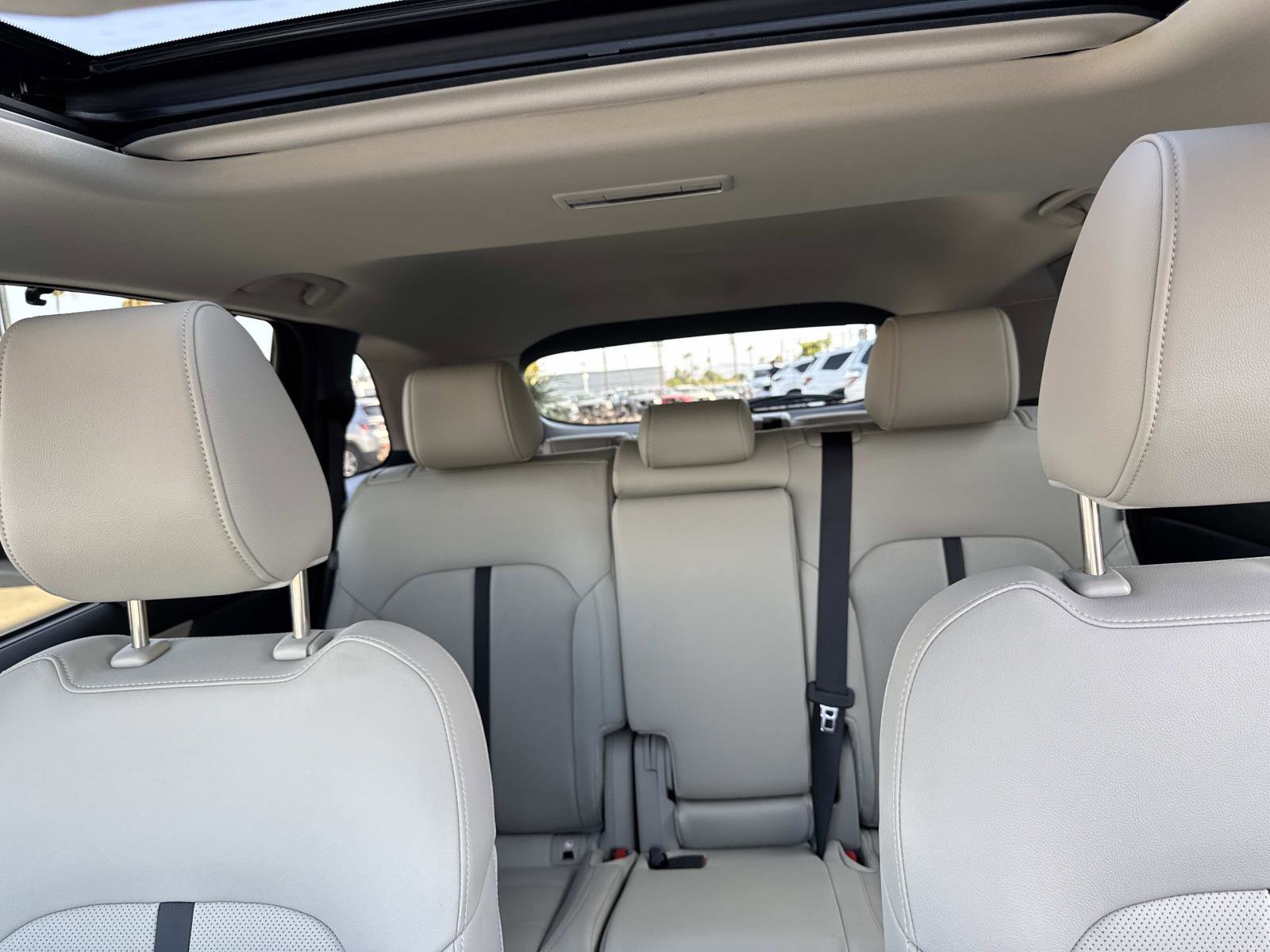 Used 2025 MAZDA CX-90 Plug-In Hybrid w/ Preferred image 22