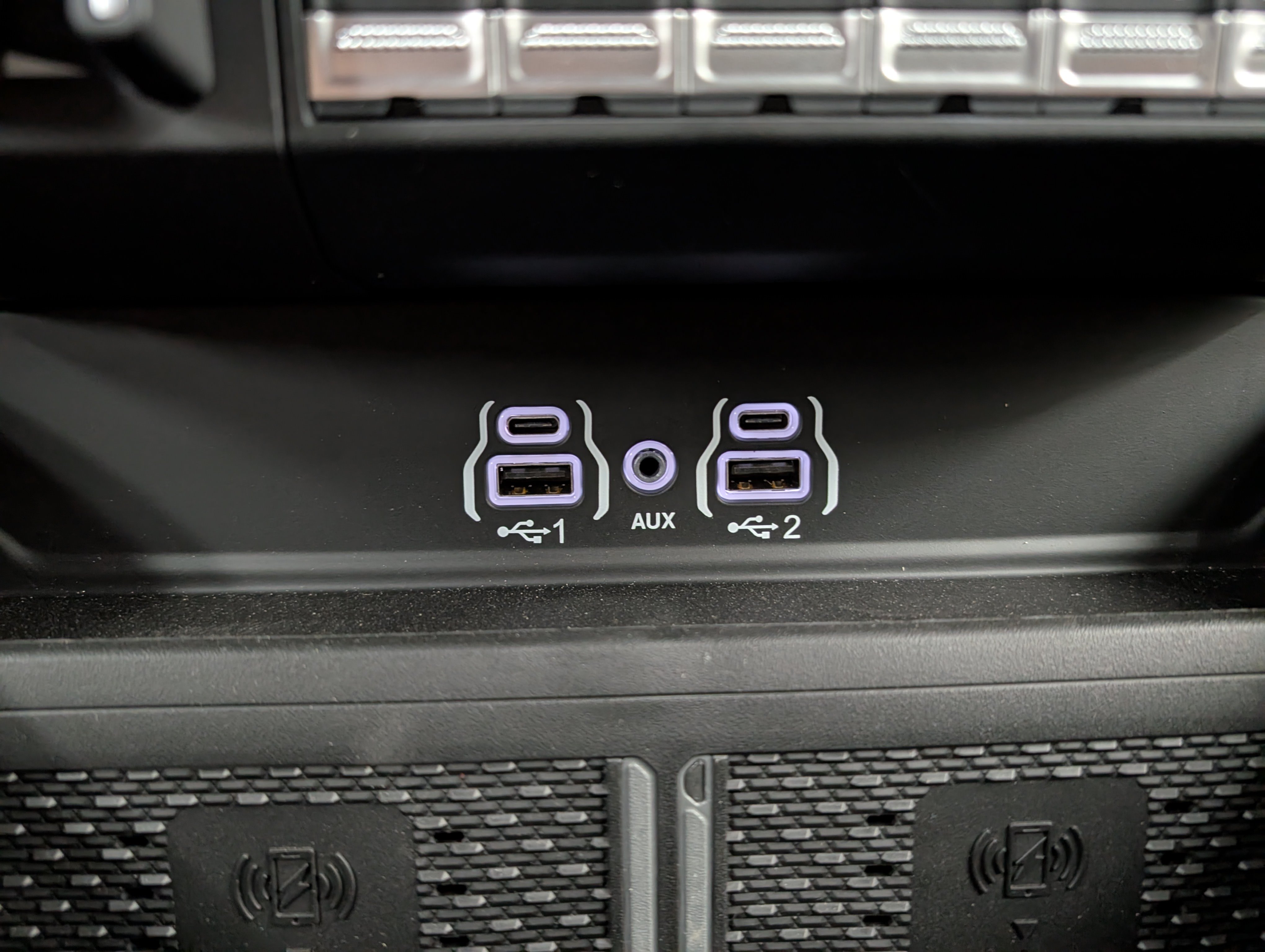New 2026 RAM 3500 Laramie AWD/4WD image 7
