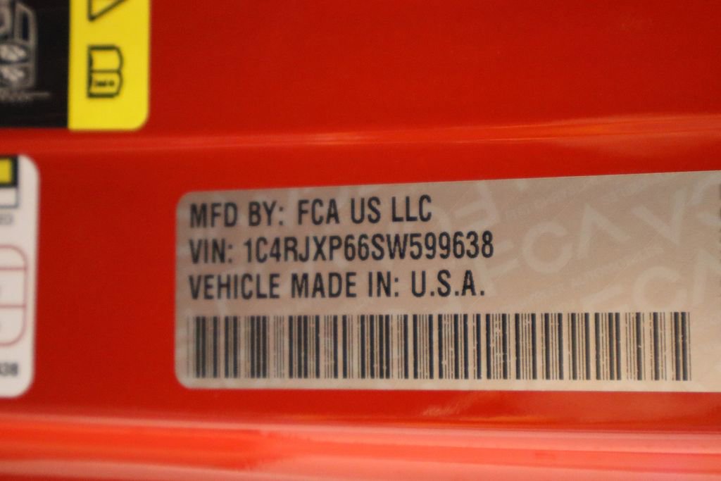 Used 2025 Jeep Wrangler Unlimited Sahara w/ Safety Group image 42