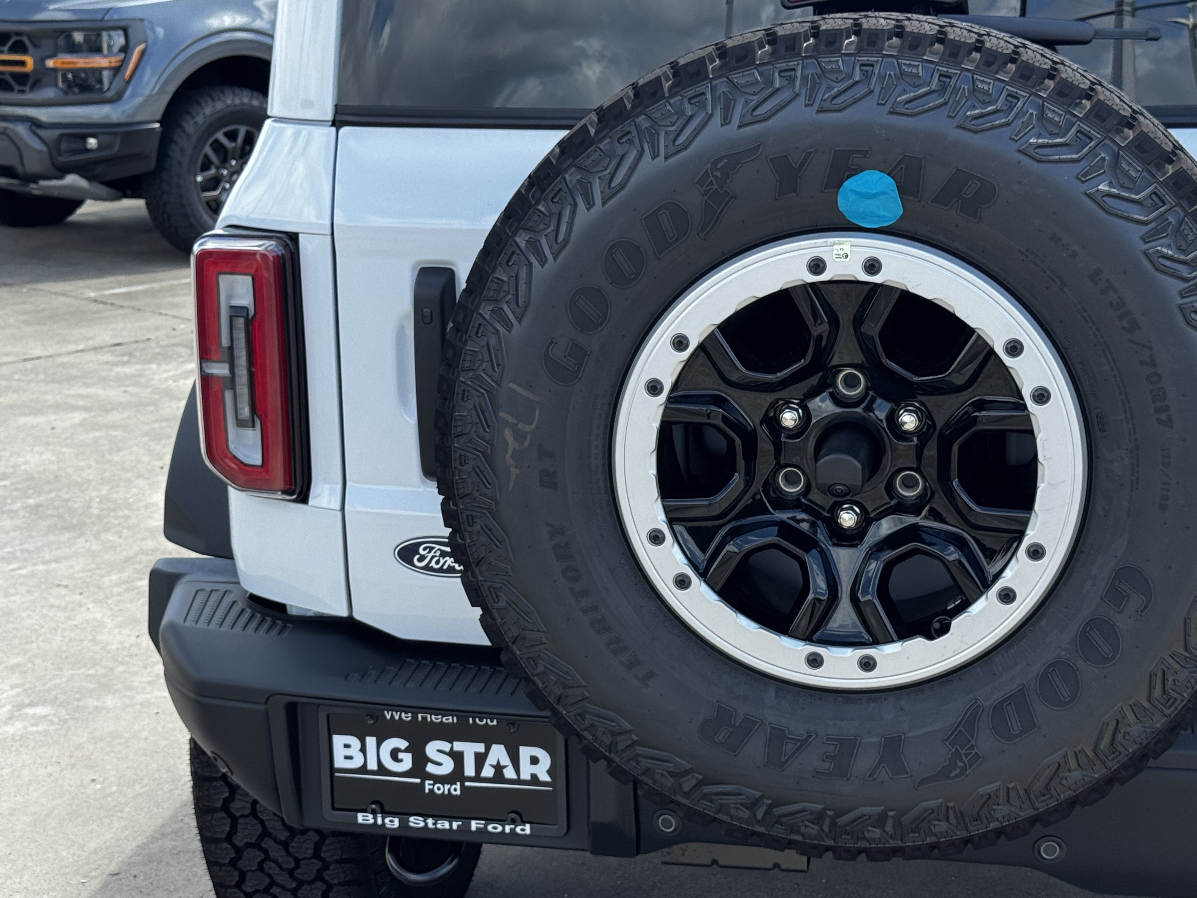 New 2026 Ford Bronco Badlands AWD/4WD image 11