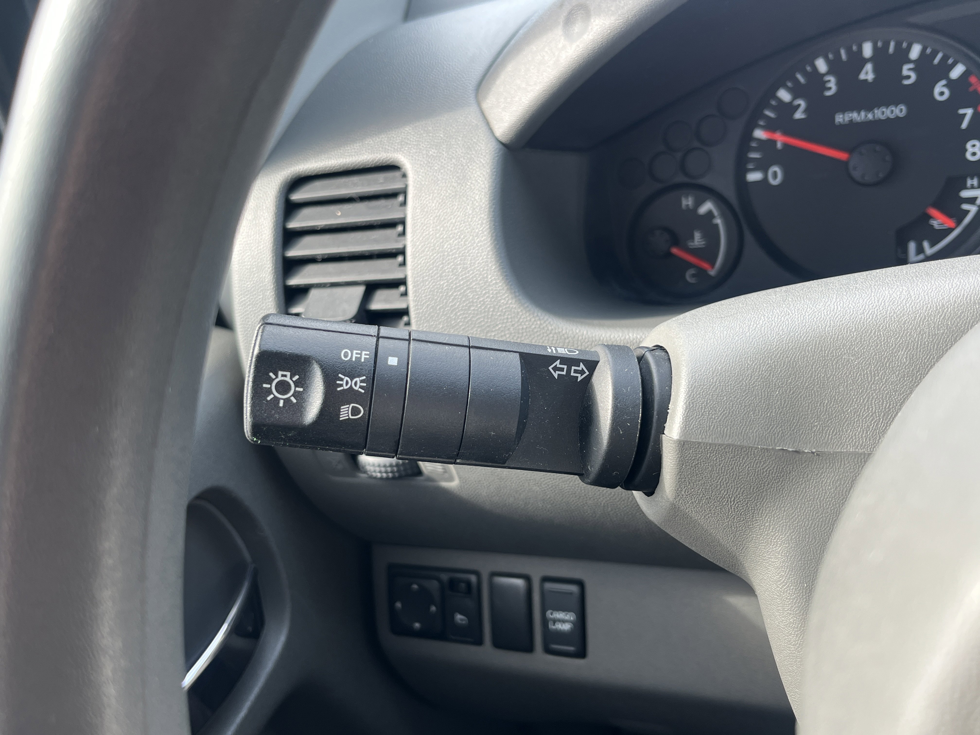 Used 2019 Nissan Frontier SV image 21