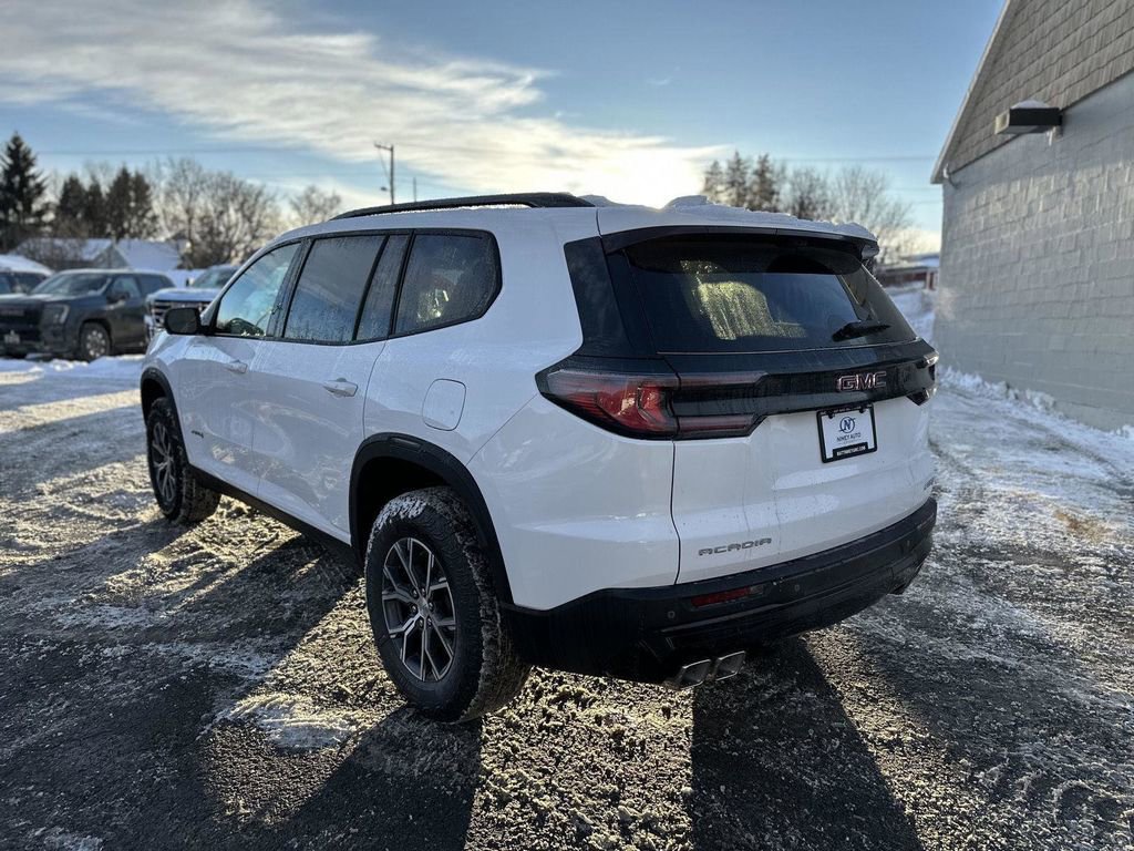 New 2026 GMC Acadia AT4 w/ LPO, Floor Liner Package AWD/4WD image 26