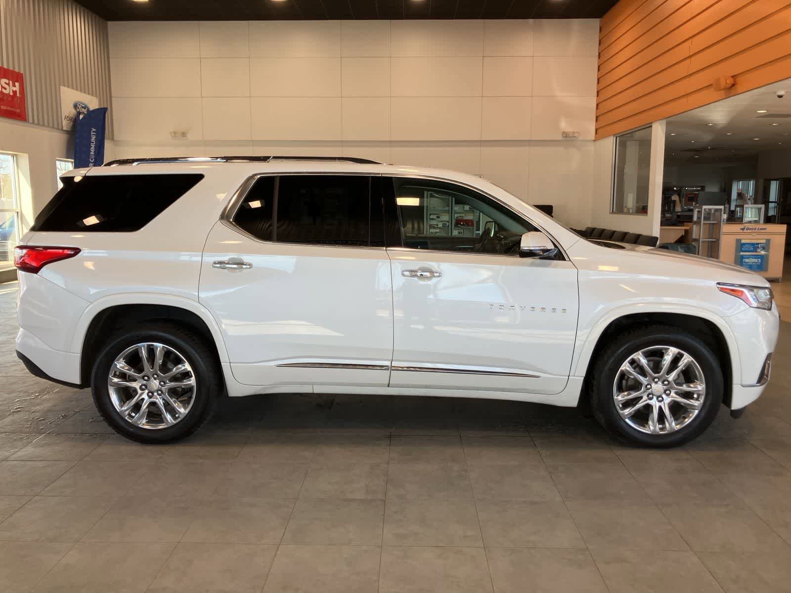 Used 2019 Chevrolet Traverse High Country AWD/4WD image 4