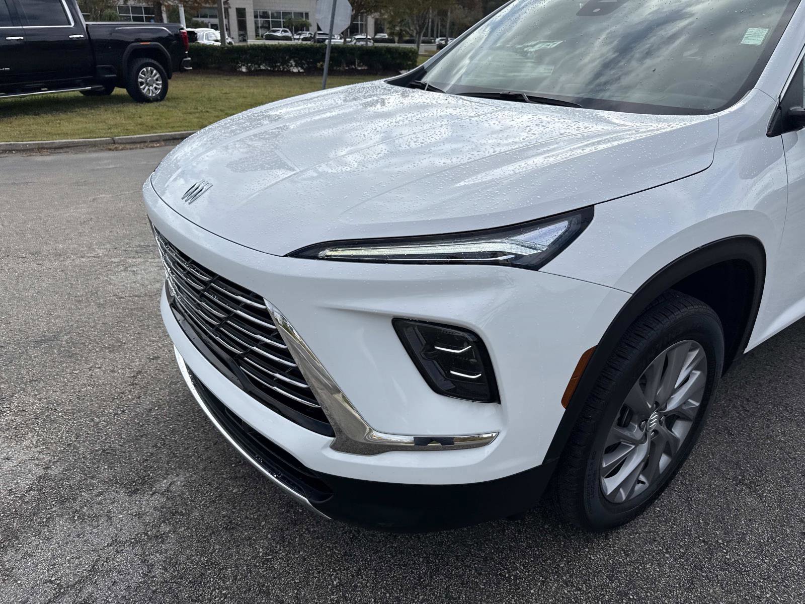 Used 2025 Buick Enclave Preferred image 10