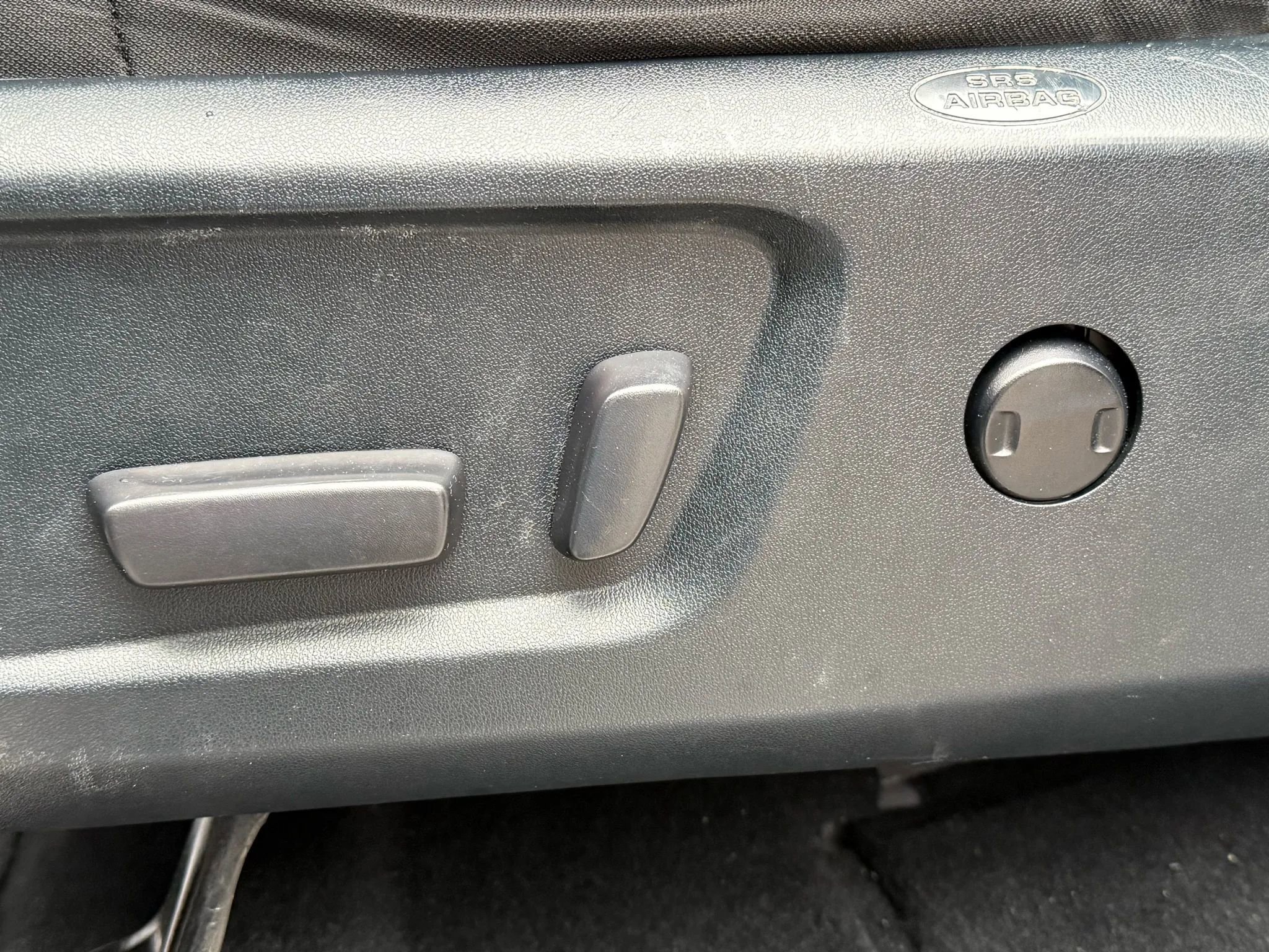 Used 2018 Toyota Tundra SR5 w/ SR5 Upgrade Package image 31