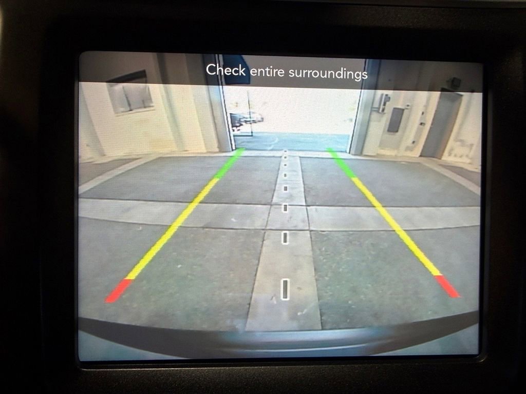 Used 2019 Jeep Cherokee Trailhawk w/ Comfort & Convenience Group image 30