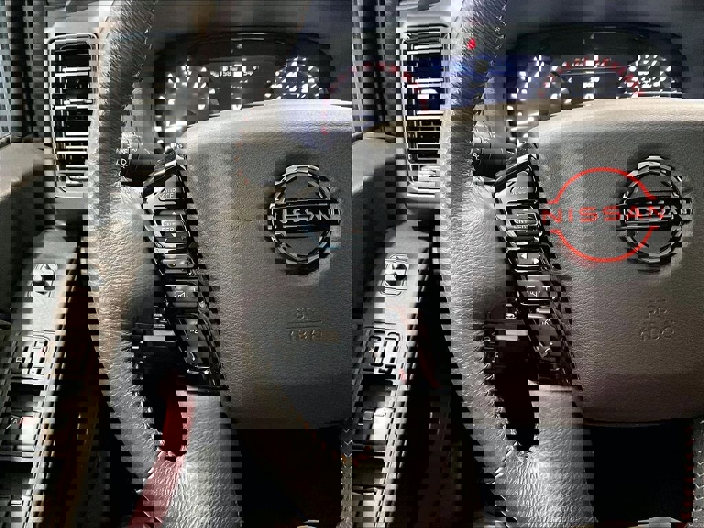 Used 2023 Nissan Frontier PRO-4X w/ Pro Convenience Package image 19