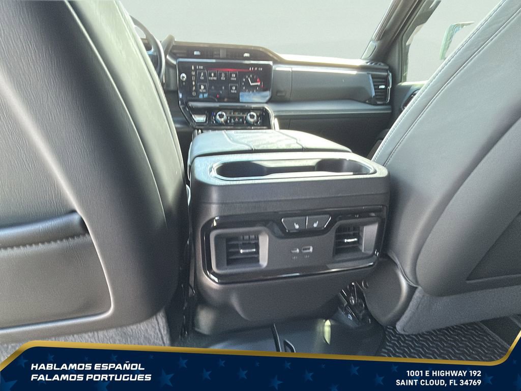 Used 2024 GMC Sierra 2500 AT4X AWD/4WD image 31