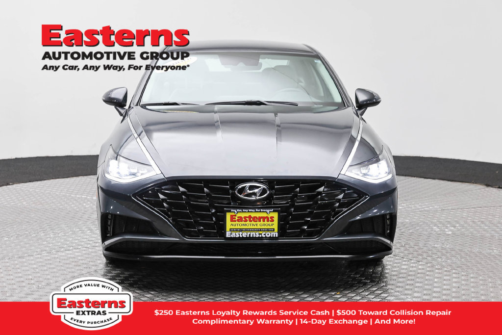 Used 2023 Hyundai Sonata SEL FWD image 3