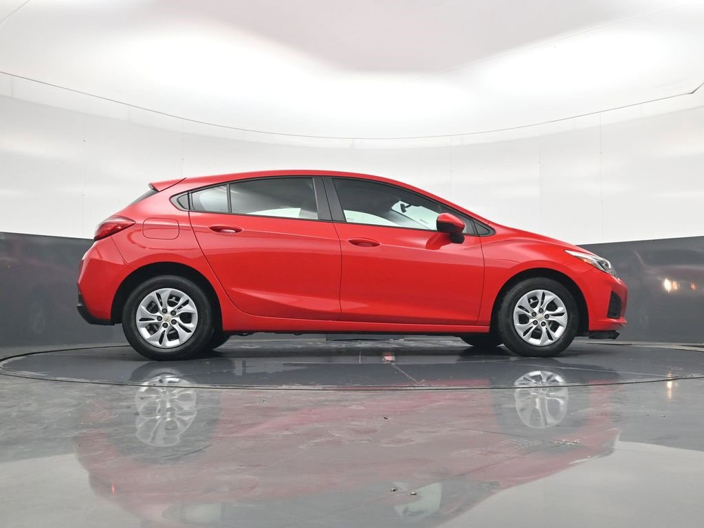 Used 2019 Chevrolet Cruze LS image 24